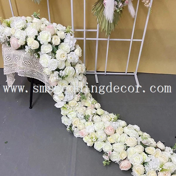 white rose table runner