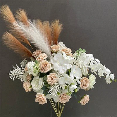 استحى زهرة الزفاف المركزية